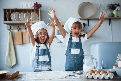 Des enfants en cuisine