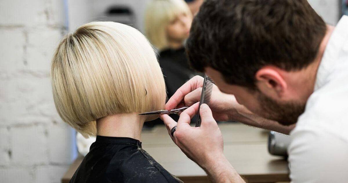 Matériel pour l'apprentissage de la coiffure