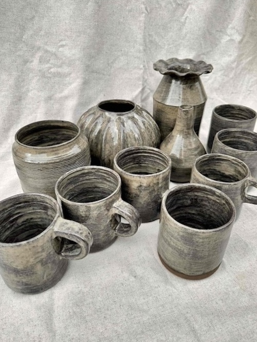 créations de pots par Manon diplômée CAP Tournage en Céramique de YouSchool